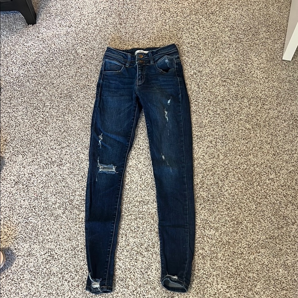 Women's Distressed Blue Jeans